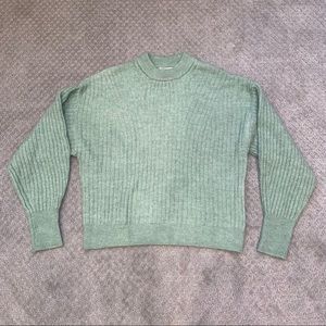 H&M green sweater